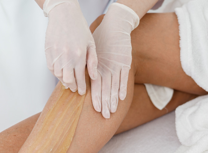 Épilation Orientale ou à la Cire – Demi-Jambes