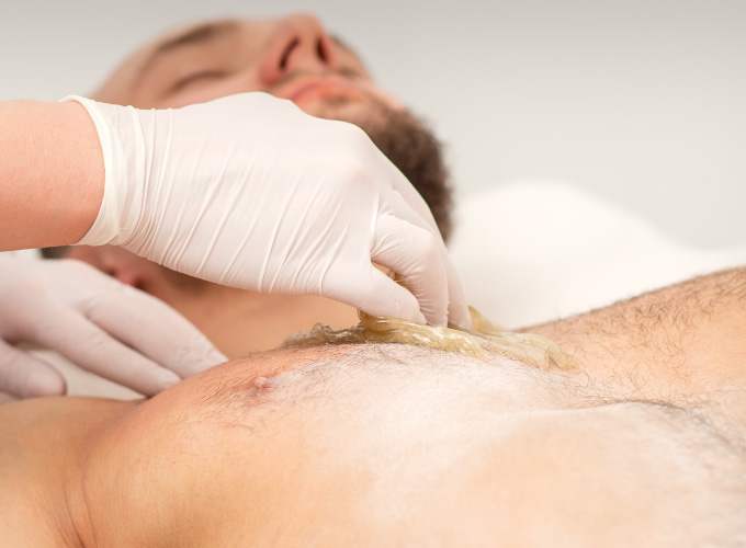 Épilation Orientale ou à la Cire – Homme Dos / Torse